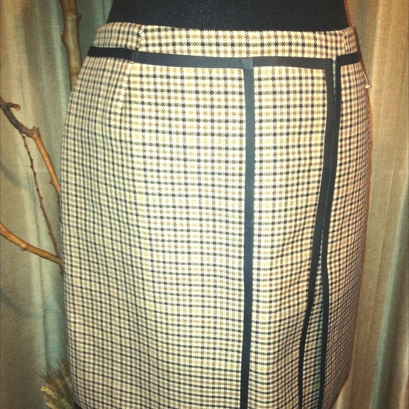 Balenciaga short Structured skirt - Picture 1 of 5